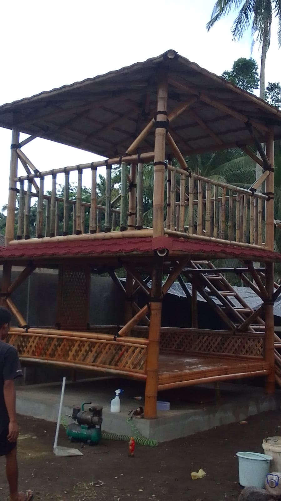 Gazebo Tingkat Lesehan